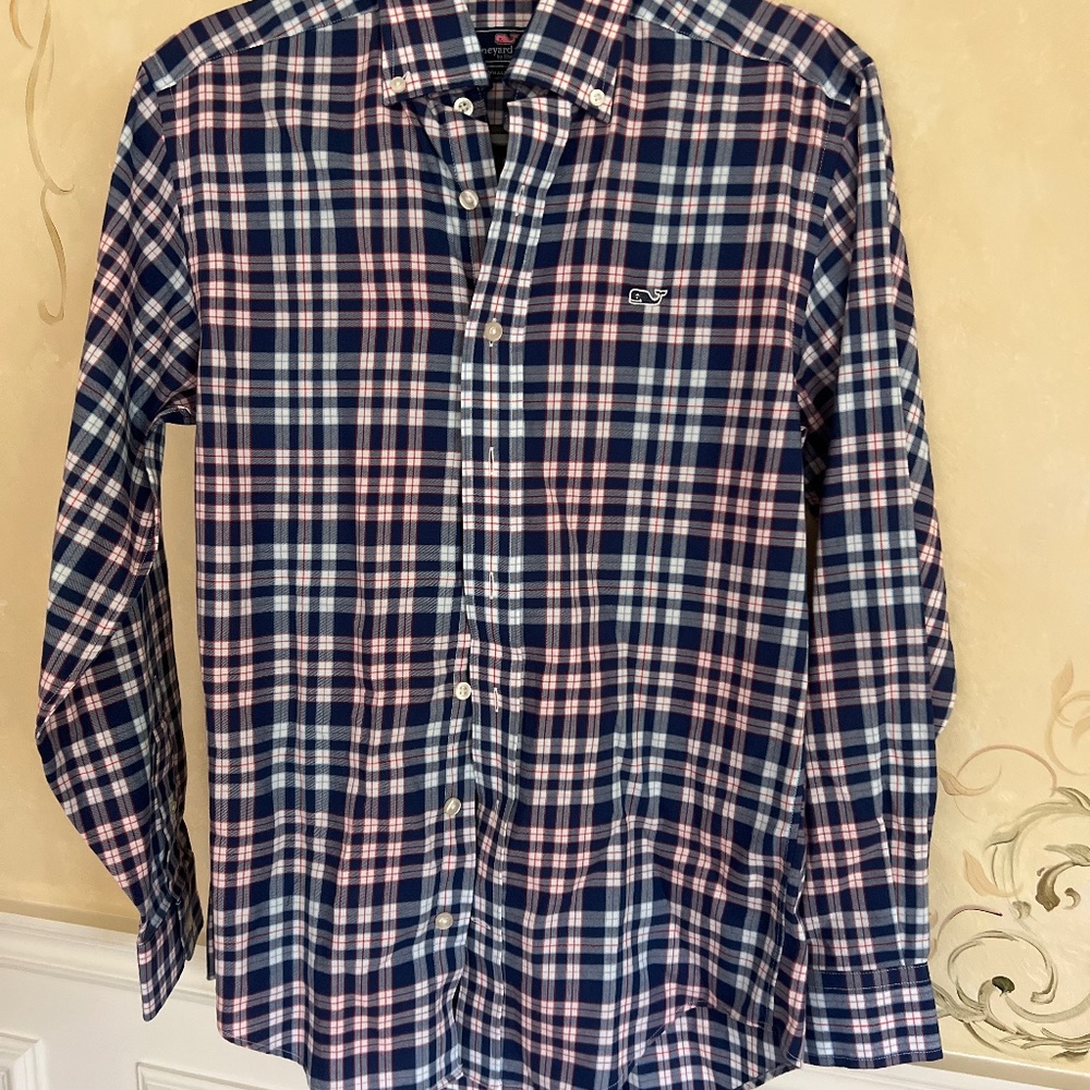 Vineyard vine mens shirt